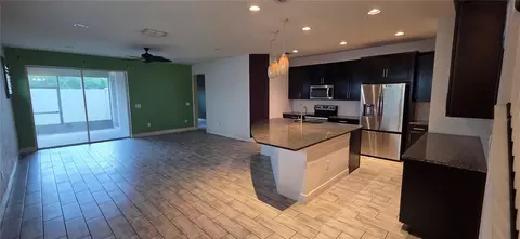 Living - 10322 Holstein Edge Pl, Riverview, FL 33569 photo 2 of 6