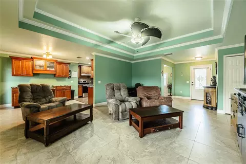 Living - 205 Thomas Ct, Winter Haven, FL 33880 photo 3 of 3