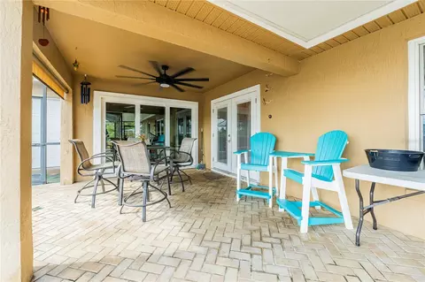 Exterior - 205 Thomas Ct, Winter Haven, FL 33880 photo 7 of 17