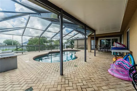 Exterior - 205 Thomas Ct, Winter Haven, FL 33880 photo 8 of 17