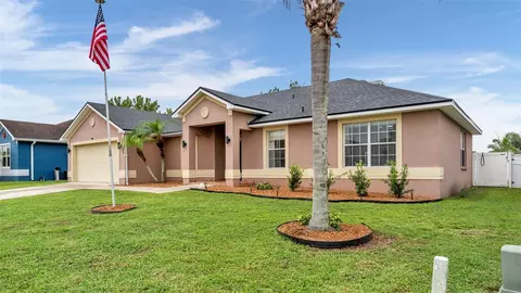 8774 Fort Socrum Village Way, Lakeland, FL 33810