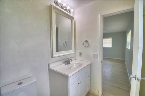 Bath - 105 Byron Pl, Winter Haven, FL 33884 photo 7 of 7