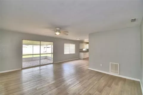 Living - 105 Byron Pl, Winter Haven, FL 33884 photo 2 of 4