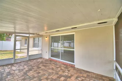 Exterior - 105 Byron Pl, Winter Haven, FL 33884 photo 2 of 13