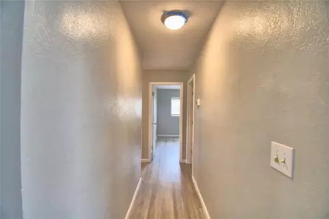 Entry Way - 105 Byron Pl, Winter Haven, FL 33884 photo 1 of 3