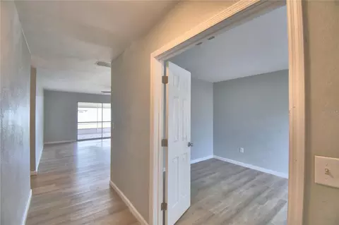 Entry Way - 105 Byron Pl, Winter Haven, FL 33884 photo 3 of 3