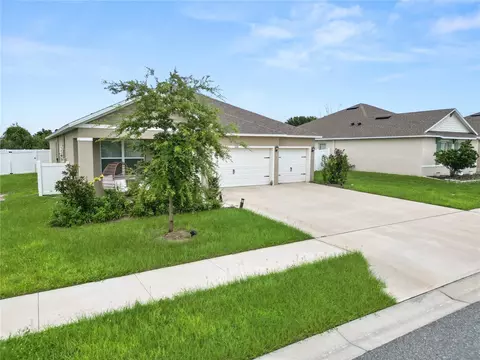Exterior - 3141 Caspian Feather St, Bartow, FL 33830 photo 6 of 8