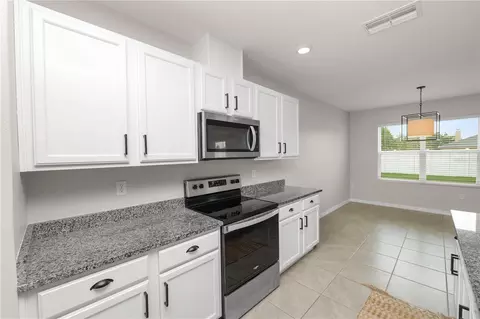 Kitchen - 3141 Caspian Feather St, Bartow, FL 33830 photo 4 of 4
