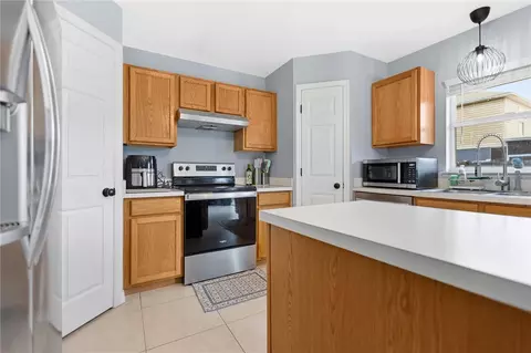 Kitchen - 10304 River Bream Dr, Riverview, FL 33569 photo 1 of 3
