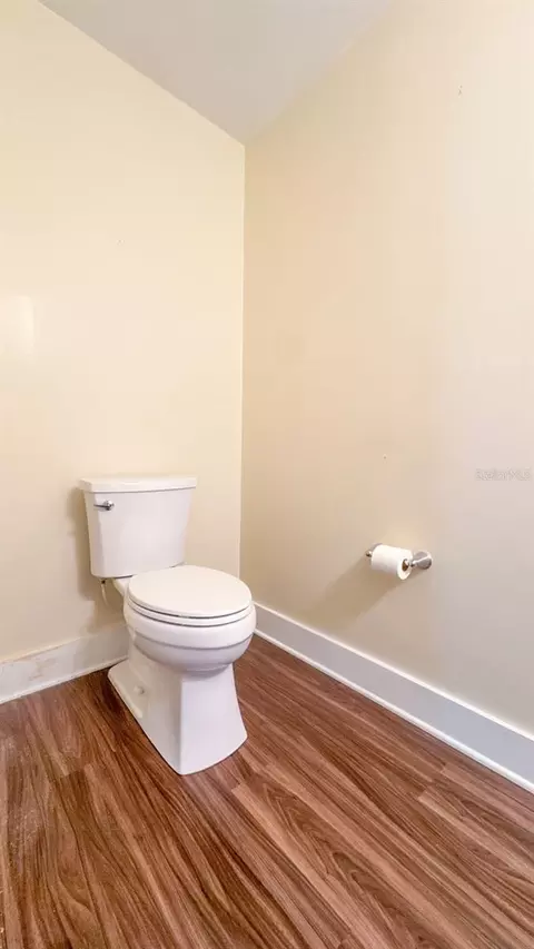 Bath - 520 S Jackson Ave, Bartow, FL 33830 photo 12 of 13