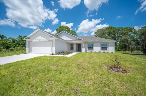 Exterior - 1708 Manatee Dr, Sebring, FL 33870 photo 3 of 6