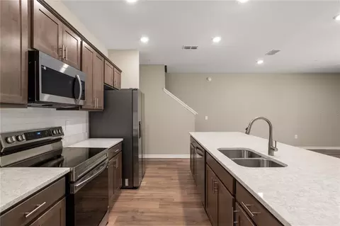 Kitchen - 38 Sunset Haven Loop, Saint Cloud, FL 34771 photo 2 of 3