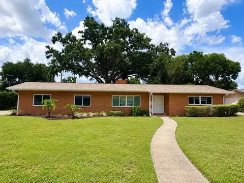 1515 Leighton Ave, Lakeland, FL 33803