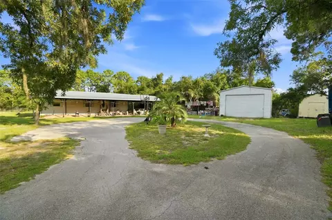 Exterior - 1710 E Ray St, Hernando, FL 34442 photo 1 of 8