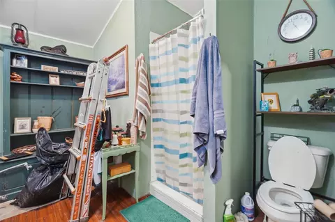 Bath - 1710 E Ray St, Hernando, FL 34442 photo 2 of 3