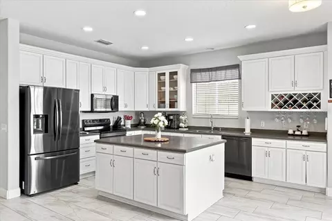 Kitchen - 10908 Subtle Trail Dr, Riverview, FL 33579 photo 2 of 4