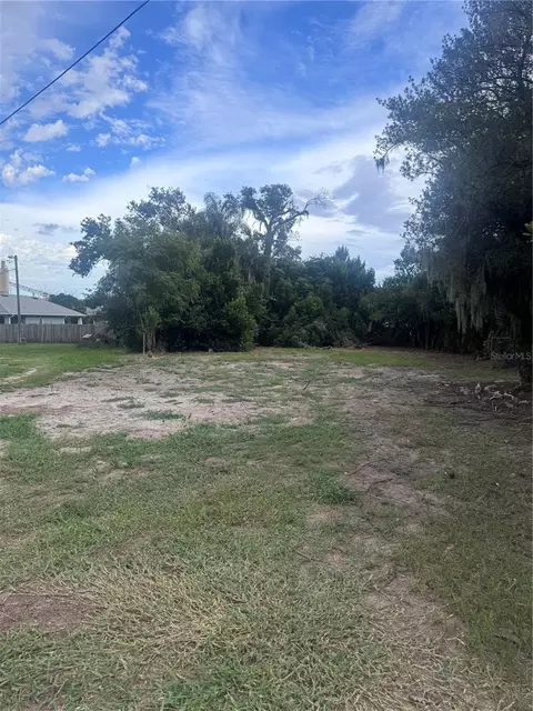 232 C St, Lake Wales, FL 33853