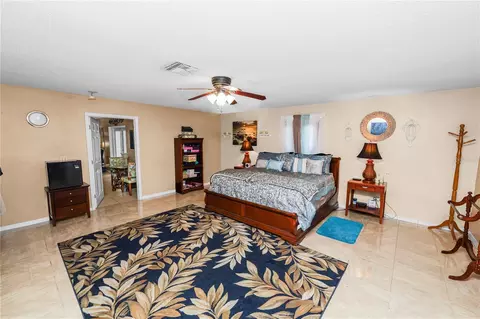 Bedroom - 1127 Pinecrest Dr, Bartow, FL 33830 photo 5 of 10