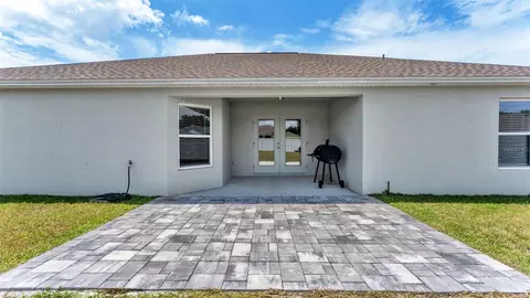 Exterior - 2048 Winding River Cv, Bartow, FL 33830 photo 3 of 7