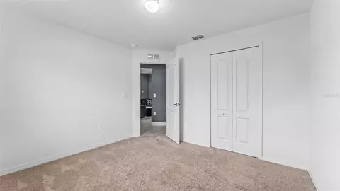 Bedroom - 2048 Winding River Cv, Bartow, FL 33830 photo 5 of 8