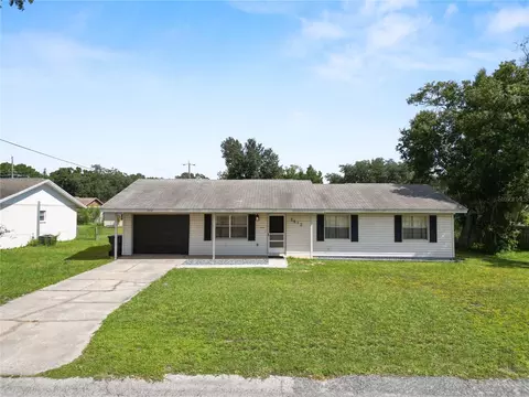2912 Woodcrest Ln, Lakeland, FL 33805