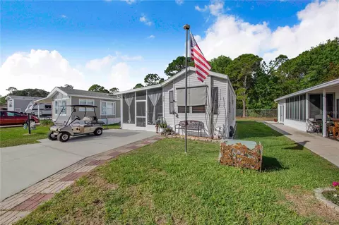 Exterior - 475 Pine Loop, Frostproof, FL 33843 photo 1 of 10