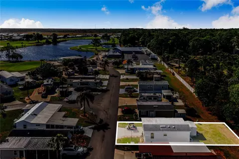 View/Area - 475 Pine Loop, Frostproof, FL 33843 photo 3 of 8