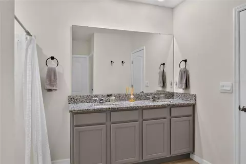 Bath - 3645 Diving Dove Ln, Bartow, FL 33830 photo 2 of 4