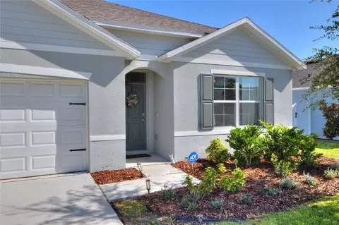 Exterior - 3645 Diving Dove Ln, Bartow, FL 33830 photo 2 of 9