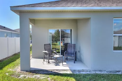 Exterior - 3645 Diving Dove Ln, Bartow, FL 33830 photo 6 of 9