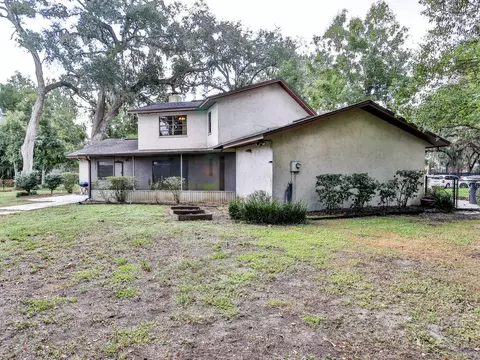 Exterior - 6103 Sky Flower Ct, Bartow, FL 33830 photo 4 of 9