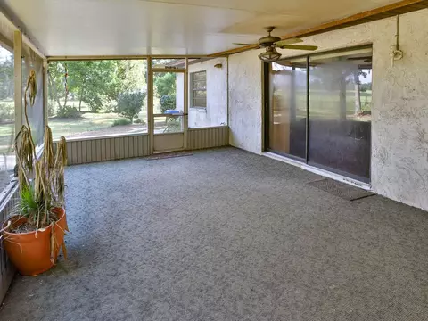 Exterior - 6103 Sky Flower Ct, Bartow, FL 33830 photo 8 of 9