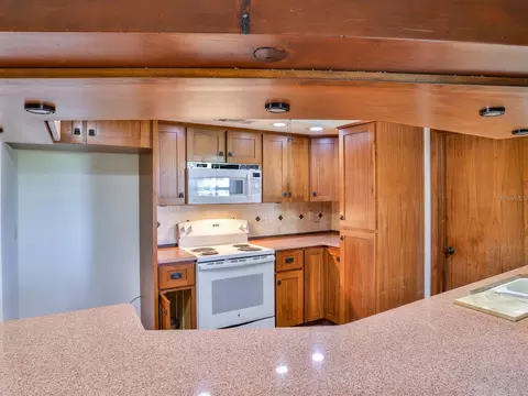 Kitchen - 6103 Sky Flower Ct, Bartow, FL 33830 photo 1 of 3