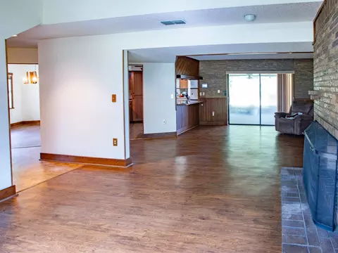 Living - 6103 Sky Flower Ct, Bartow, FL 33830 photo 3 of 4