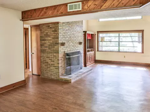 Living - 6103 Sky Flower Ct, Bartow, FL 33830 photo 1 of 4
