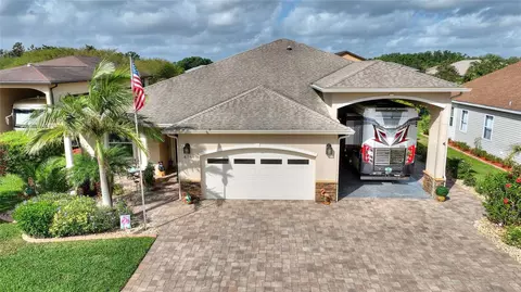 416 Motorcoach Dr S, Polk City, FL 33868