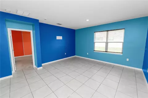 Living - 1810 Eagle Hammock Blvd, Eagle Lake, FL 33839 photo 2 of 5