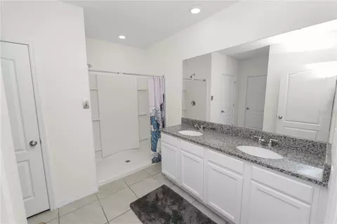 Bath - 1810 Eagle Hammock Blvd, Eagle Lake, FL 33839 photo 3 of 3