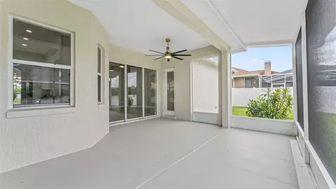 Exterior - 274 Ruby Lake Ln, Winter Haven, FL 33884 photo 5 of 7