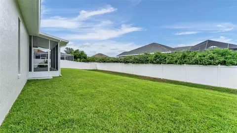 Exterior - 274 Ruby Lake Ln, Winter Haven, FL 33884 photo 6 of 7