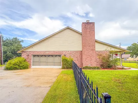 Exterior - 1290 E Gilbert St, Bartow, FL 33830 photo 3 of 21
