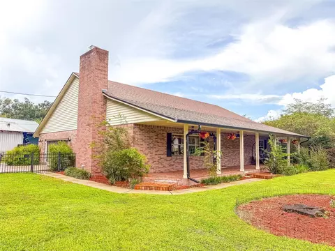 Exterior - 1290 E Gilbert St, Bartow, FL 33830 photo 2 of 21