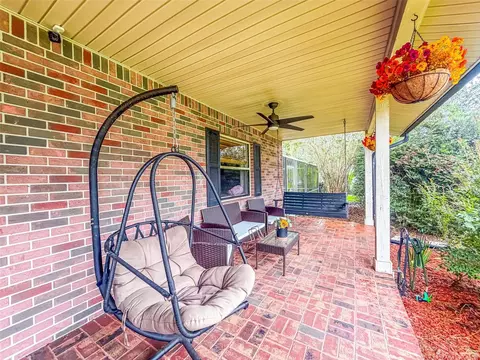 Exterior - 1290 E Gilbert St, Bartow, FL 33830 photo 11 of 21