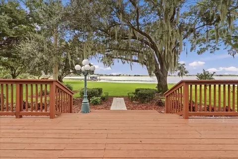 Exterior - 557 Sutton Rd, Auburndale, FL 33823 photo 7 of 14