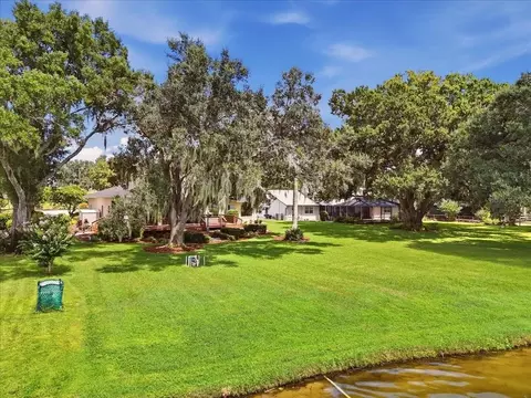 Exterior - 557 Sutton Rd, Auburndale, FL 33823 photo 13 of 14