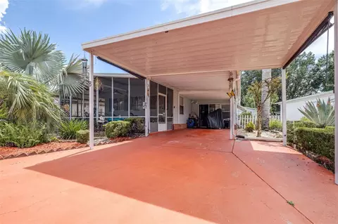 8 Woodland Cir, Haines City, FL 33844