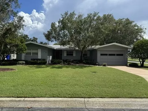 550 W Palmeden Dr, Lakeland, FL 33803