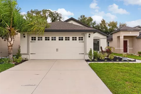 2242 Caspian Dr, Lakeland, FL 33805