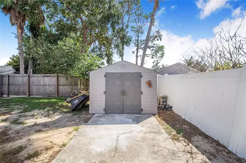 Exterior - 817 Reflections Loop E, Winter Haven, FL 33884 photo 8 of 8