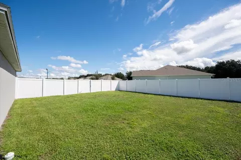 Exterior - 912 Lochland Loop, Bartow, FL 33830 photo 4 of 15